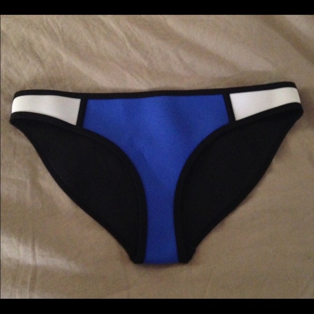 Triangl XL color block neoprene bikini bottoms